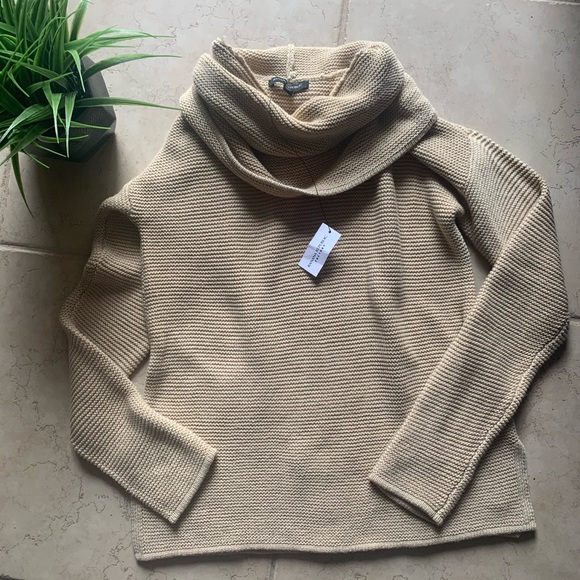 Banana Republic Factory Sweaters - NWT Banana Republic Tan Sweater